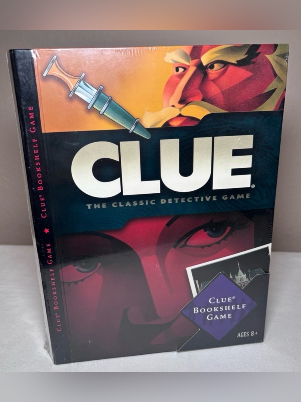 Clue Bookshelf Game
